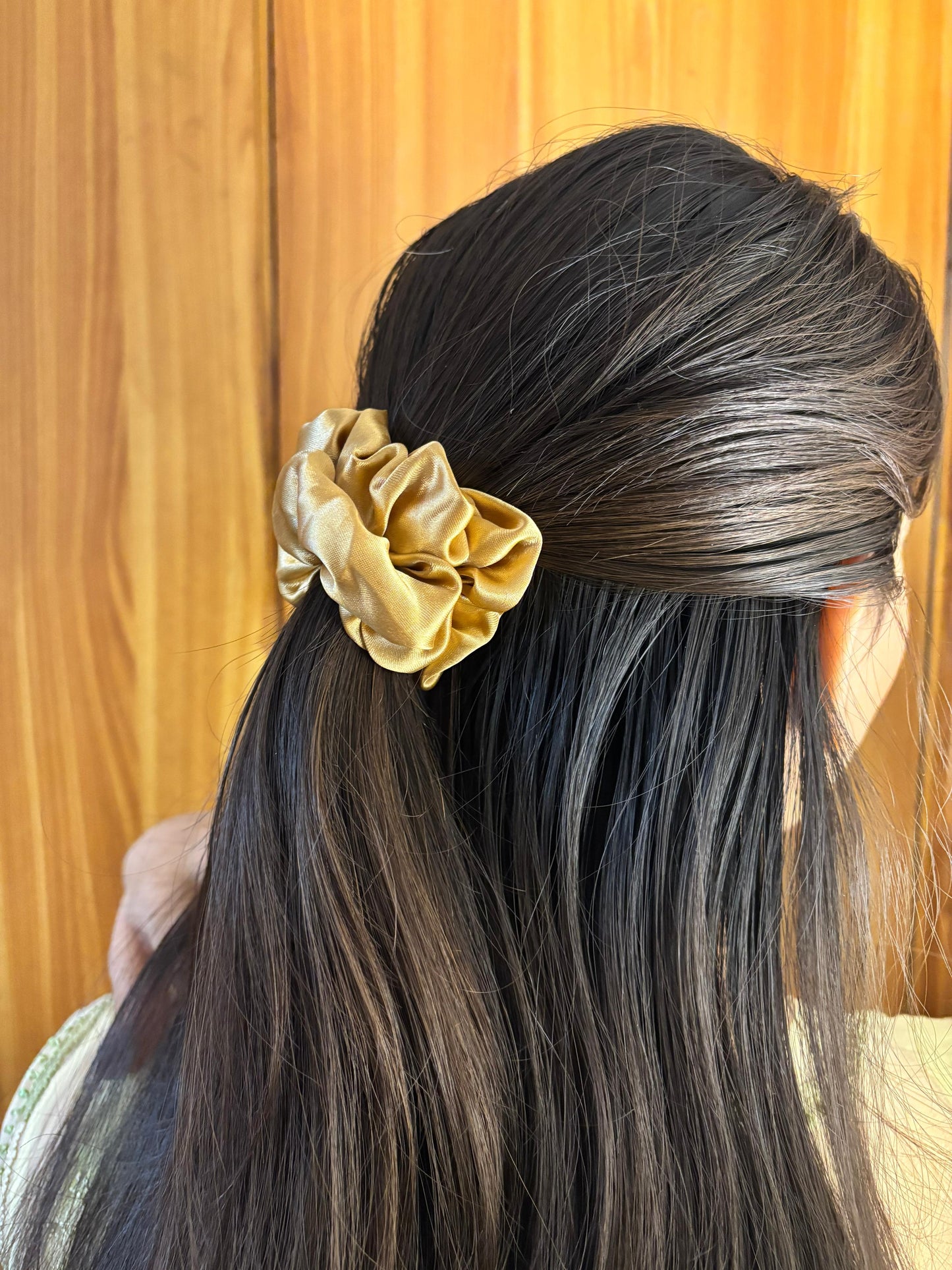 15-Piece Luxury Gift Hamper โ โA Perfect Surprise for Her"